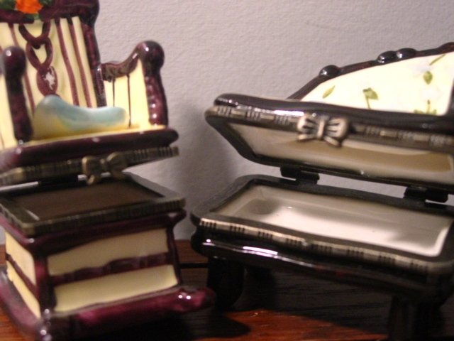 Trinket hinged box lot chair fainting sofa phb