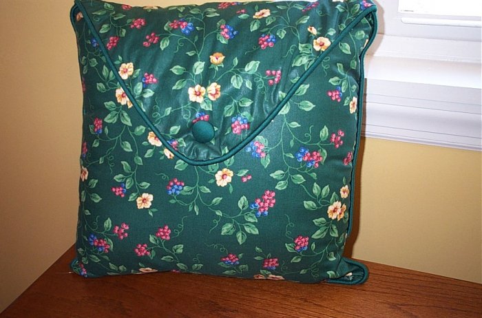 Retired Longaberger Emerald Vine Envelope Flap Pillow