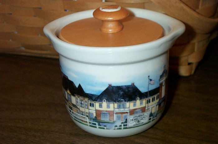 Retired Longaberger Homestead Limited Edition Small Crock With Lid