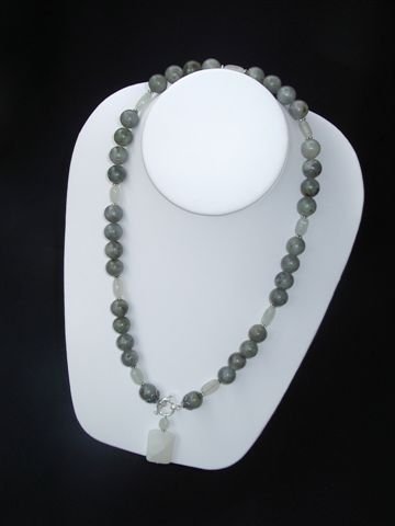 Ebony & Ivory | Necklace