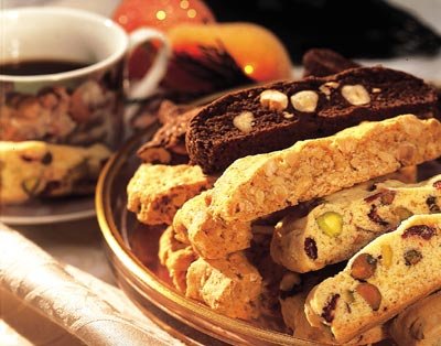 Almond-raisin biscotti