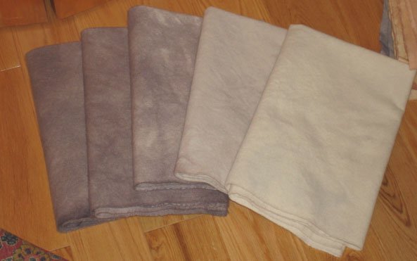 DIRTY WHITE GRADS overdye wool for rug hooking -- Woolly Mammoth Woolens