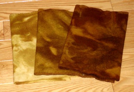RICH GOLD BROWN grads, wool for rug hooking -- Woolly Mammoth Woolens