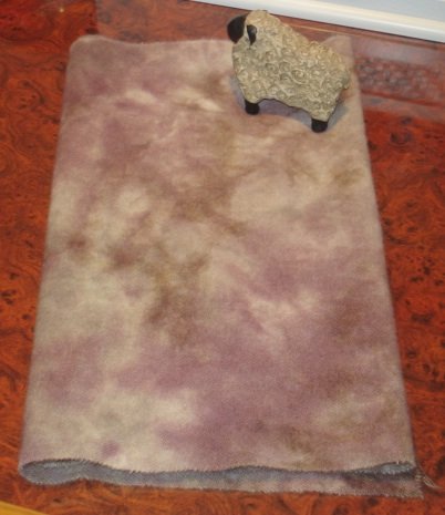 ROCKY LEDGE spot dye wool for rug hooking -- Woolly Mammoth Woolens