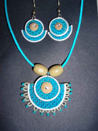 Jute fashion jewelry necklace and ear rings made using eco friendly jute