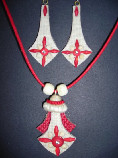 Organic fashion jewelry made with eco friendly jute
