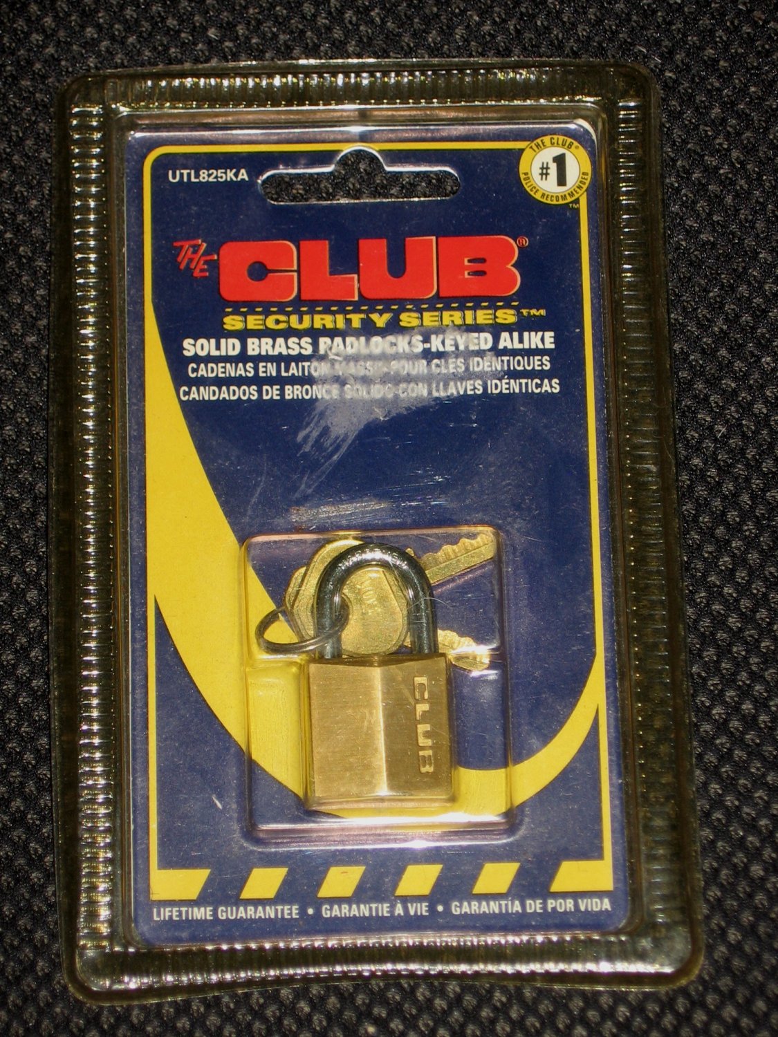 THE CLUB Security Series Solid Brass Padlock Keyed Alike UTL825KA - NEW