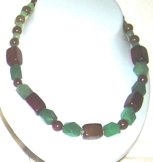 Brown Jade and green Aventurin necklace