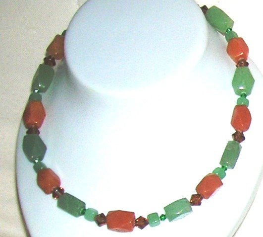 Peach and green Aventurin with crystals