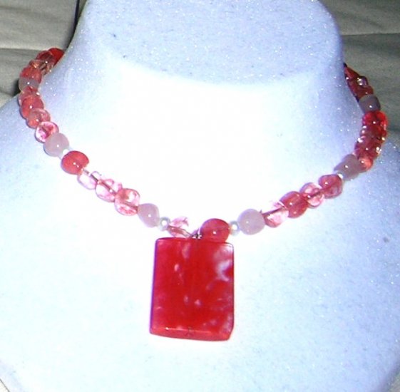 Cherry Quearts with pearls and big pandent