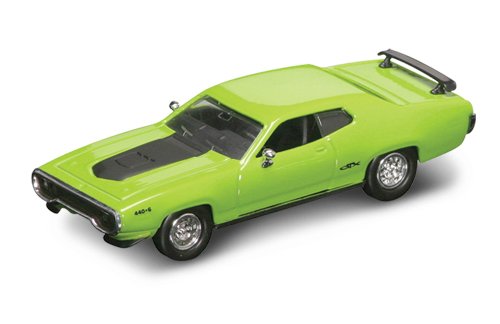 Road Legends 1971 Plymouth GTX By Yat Ming, 1:43 Scale - Green