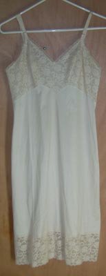 Vintage Vanity Fair Gown Dress Slip Size 34 Creamy Lace