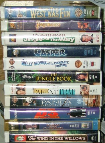 Lot 11 Movies Video Willie Wonka Pagemaster + Disney Free Shipping