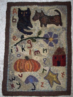 Primitive Peddler Wool Penny Rugs, Patterns, Pillows, Table