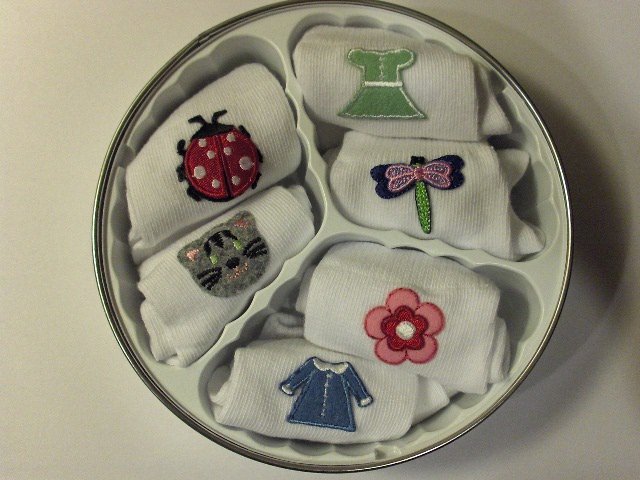 New Sockerdoodles infant girl socks 6 pairs various fun designs fits ages 6-12 months