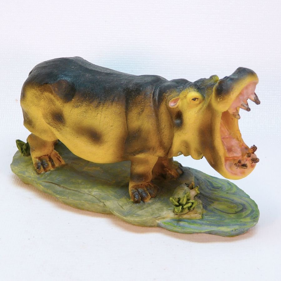 Polystone Hippo figurine