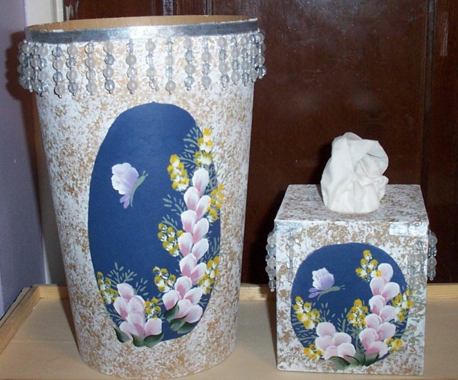 Blue Flowered Bath Set
