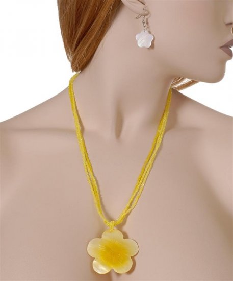 Code#NL-9846: FLOWER NECKLACE