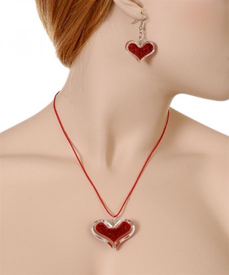 Code#NL-9813: HEART NECKLACE