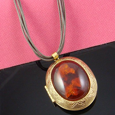 Greece Style brown Feitsui Pendant