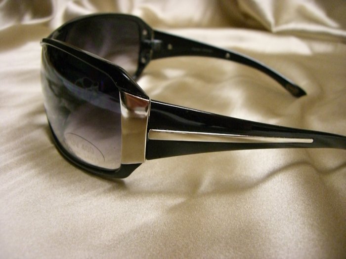 24035 Sunglass Plas BLACK