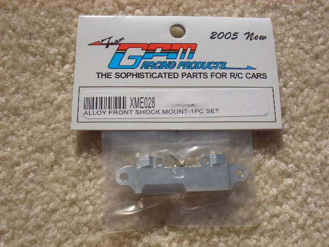 XME028-Alloy front shock mount