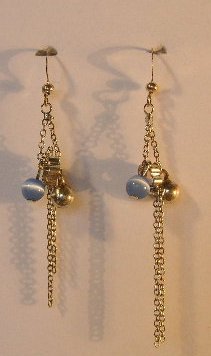 144(Inventory#) Silver beads earrings