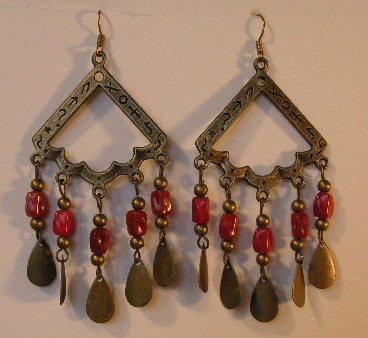 116(Inventory#) Fashion red dangling earrings