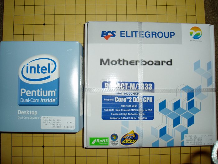 NEW Intel E2200 Dual Core CPU & ECS 945GCT-M/1333 v 3.0 combo