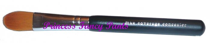 Bare Escentuals Maximum Coverage Concealer Brush