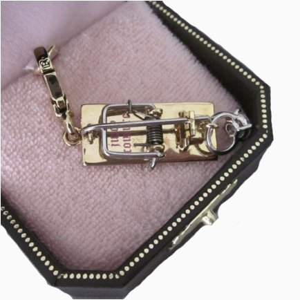 New Juicy Couture Mousetrap Engagement Ring Charm Gold
