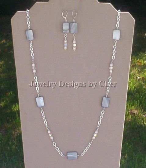 SILVER Mother Of Pearl PILLOWS 33Inch CHAIN with EARRINGS