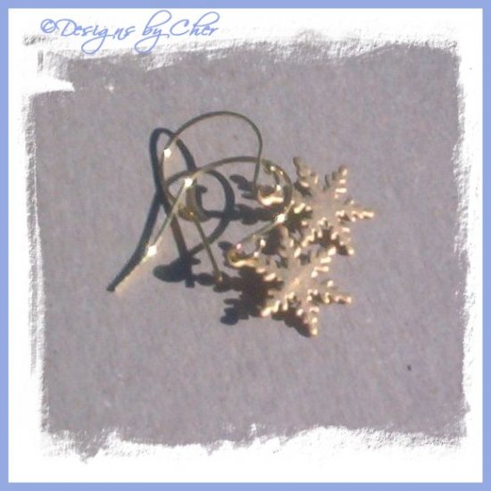 Charming Snowflakes, Dainty & Lightweight