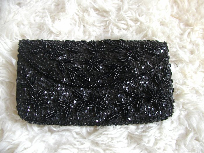 Women's Vintage Hand Beaded Clutch