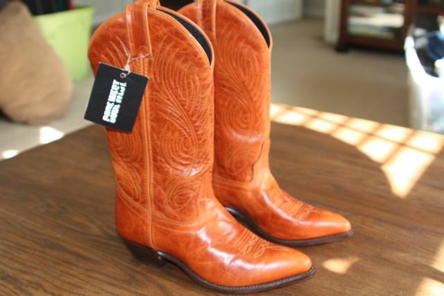 ~New~ Code West Distressed leather Western Boot Size 6.5 M