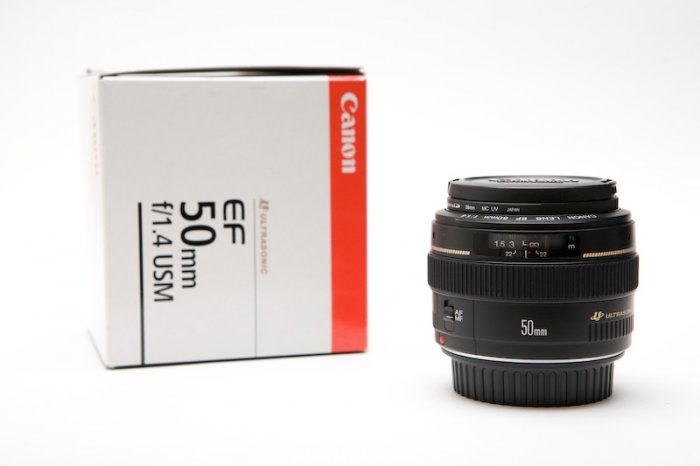 Canon EF 50mm f/1.4