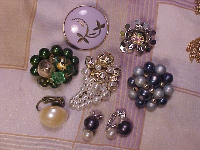 20 Pair Vintage Clip Earrings Rhinestones +