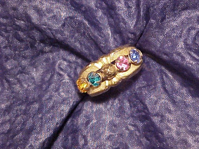 Sparkling Rainbow Rhinestone Vtg Ring ~ 5.5 - 6
