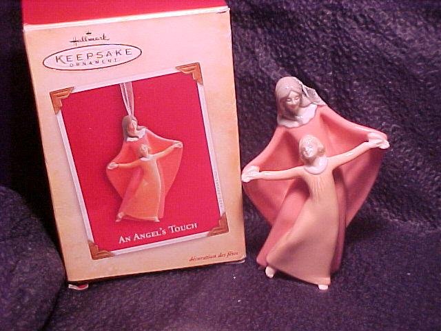 2004 MIB Hallmark An Angel's Touch Christmas Ornament