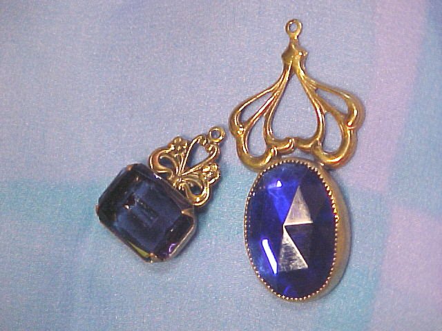 Vintage Sadie Green Pendants