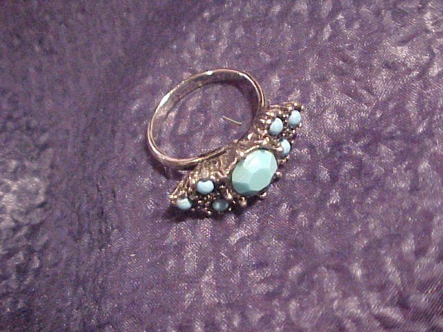 Vtg Costume Ring ~ Faux Turquoise 5.5 - 6 FREE SHIPPING