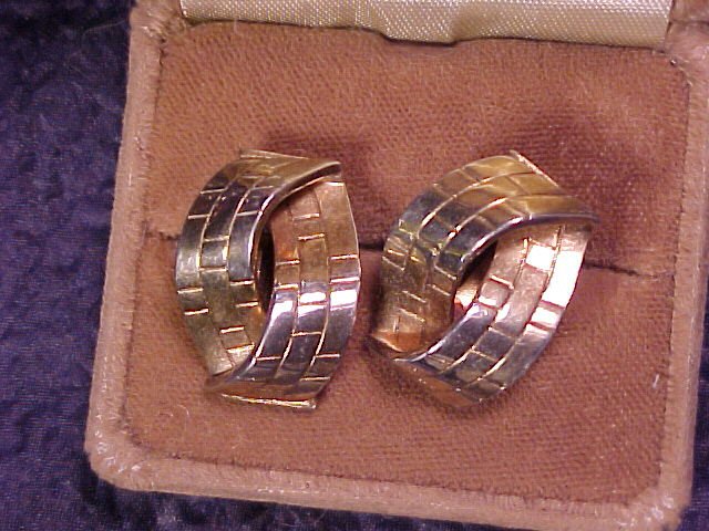 Crown Trifari Clip Earrings ~ Vtg Deco Design