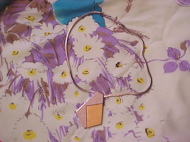 Vintage Trifari Costume Necklace ~ Free shipping !