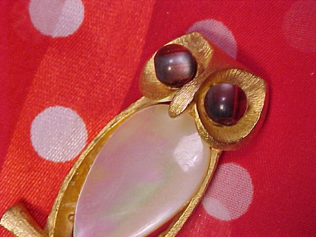 JJ Mystical Mother of Pearl OWL Pin ~ Free Shipping