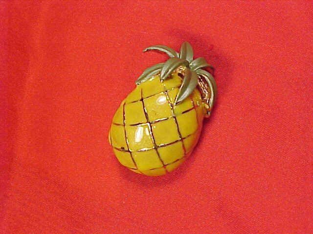 Pineapple Enamel Costume Pin Jewelry Brooch PS CO