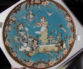 Beautiful Mettlach Snow White and the Seven Dwarfs,