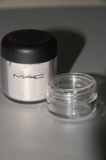MAC Pigment Samples "Quick Frost" ~RARE/LE~