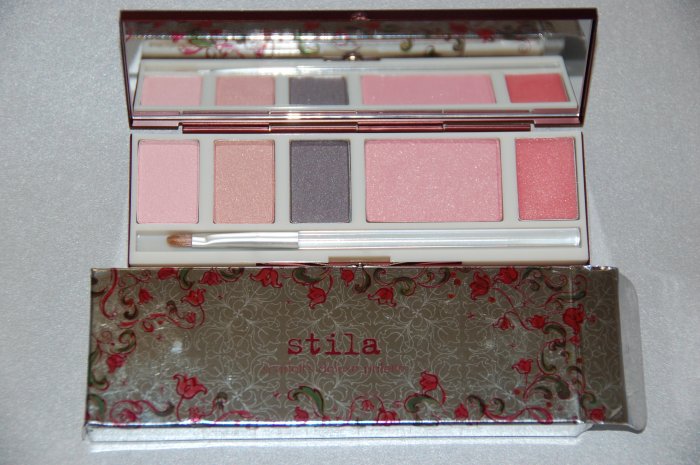 Stila Scarlett's Deluxe Palette ~ BRAND NEW In Box ~