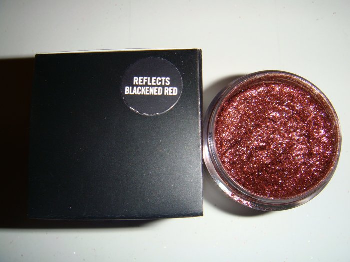 MAC Reflect Glitter sample "Reflects Blackened Red" Metal Urge
