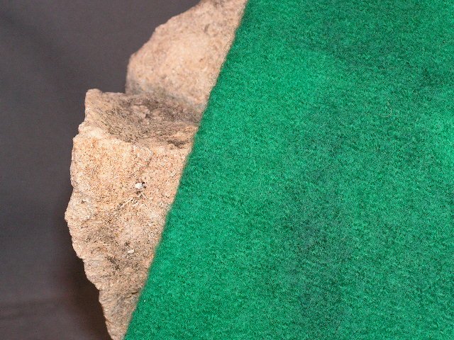 Hand Dyed Primitive Rug Hooking Wool w/ Lanolin - ShornSheep - Kelly Green - FAT QUARTER YARD